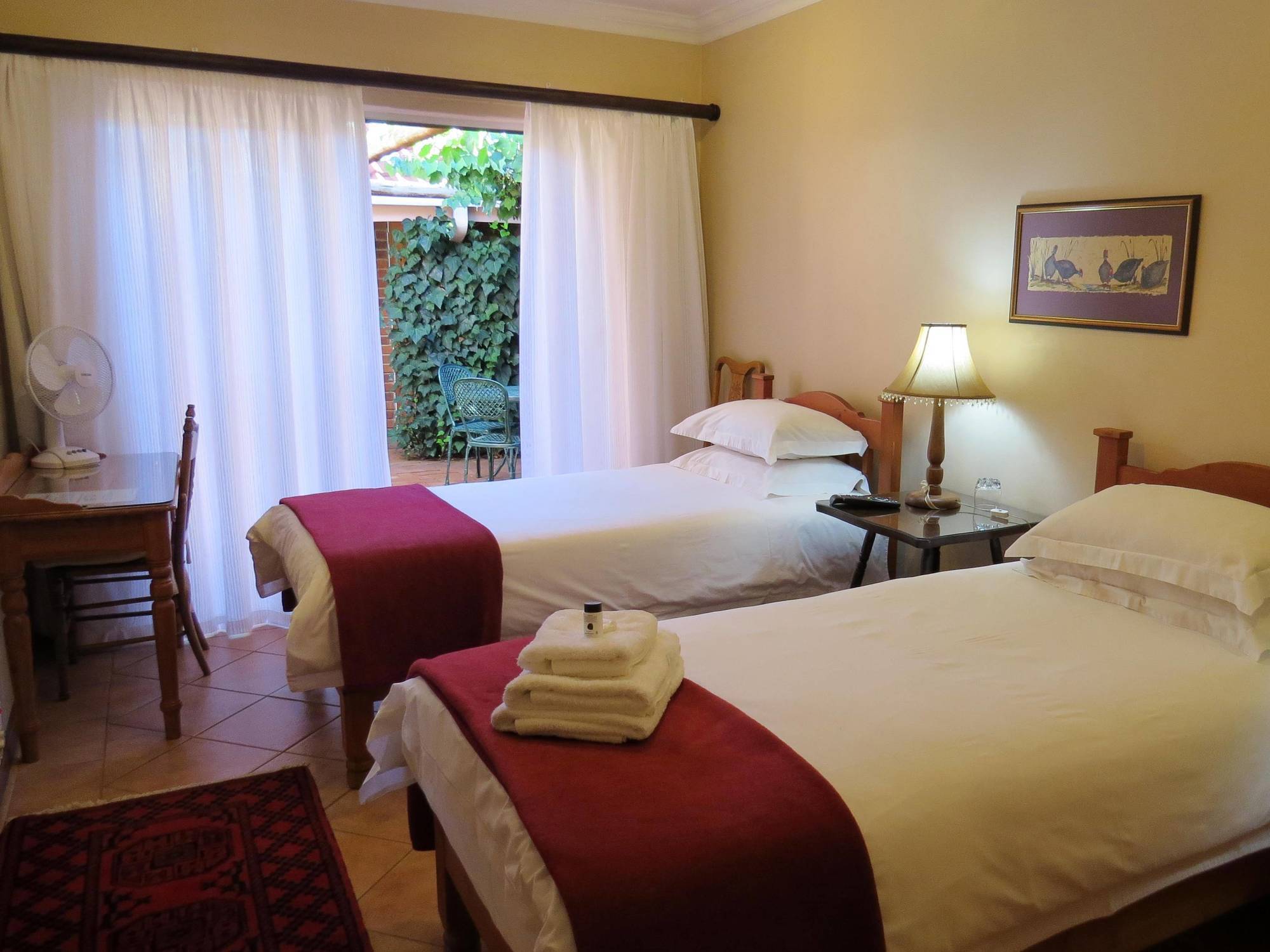 Camelia Guest House Блумфонтейн Экстерьер фото
