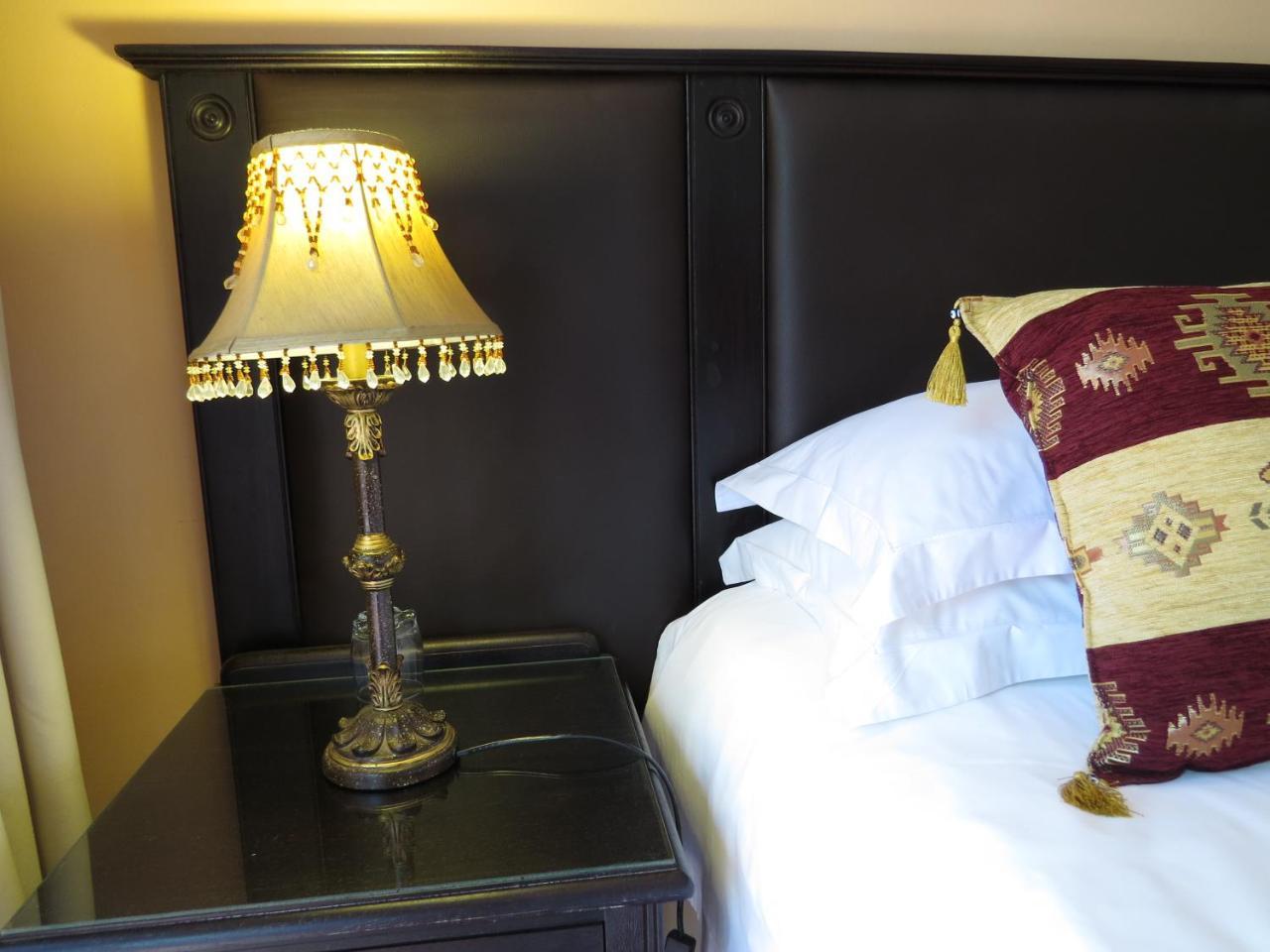 Camelia Guest House Блумфонтейн Экстерьер фото