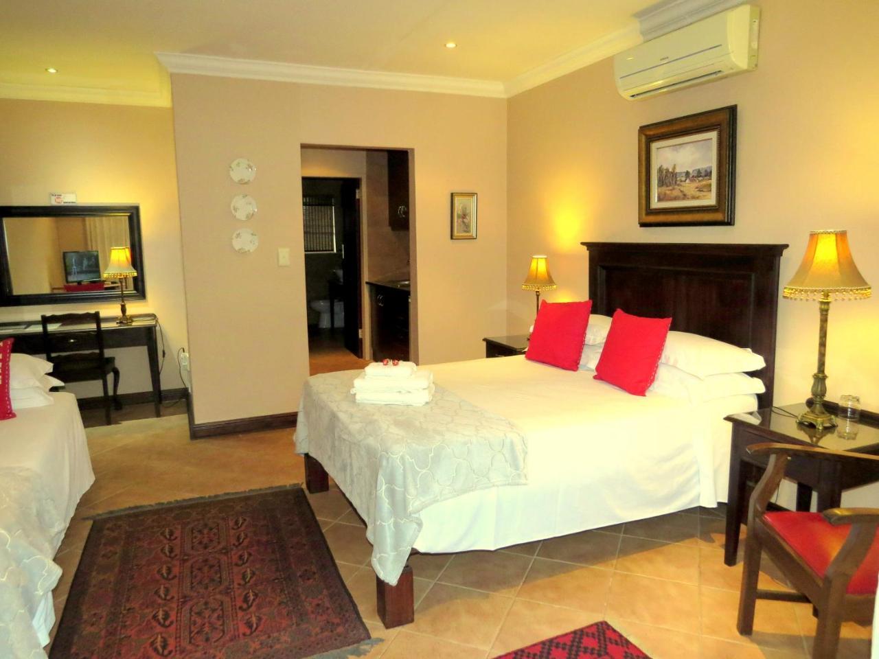 Camelia Guest House Блумфонтейн Экстерьер фото