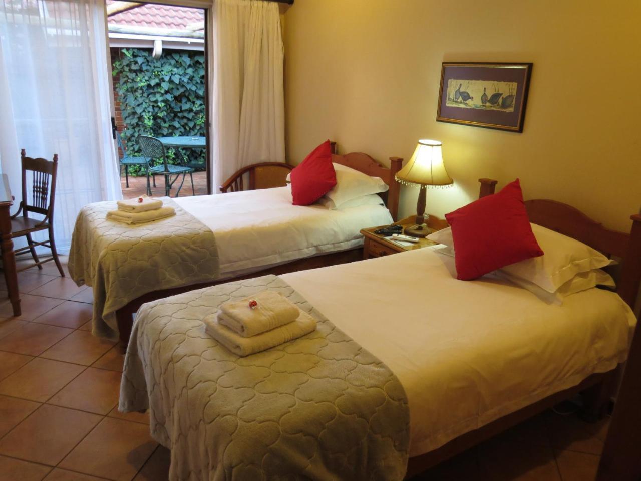 Camelia Guest House Блумфонтейн Экстерьер фото